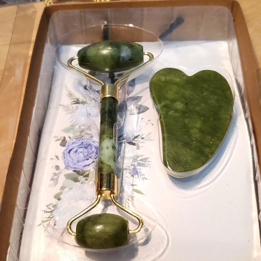🧿 NIB JADE FACIAL SPA SET